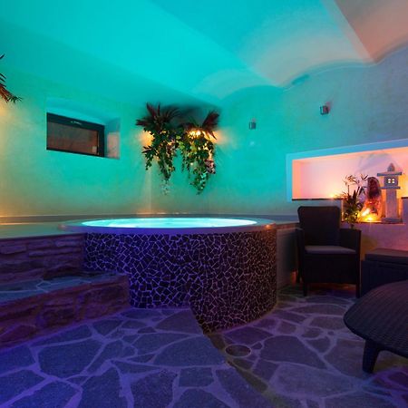 Český Krumlov Wellness Pension Ametyst מראה חיצוני תמונה