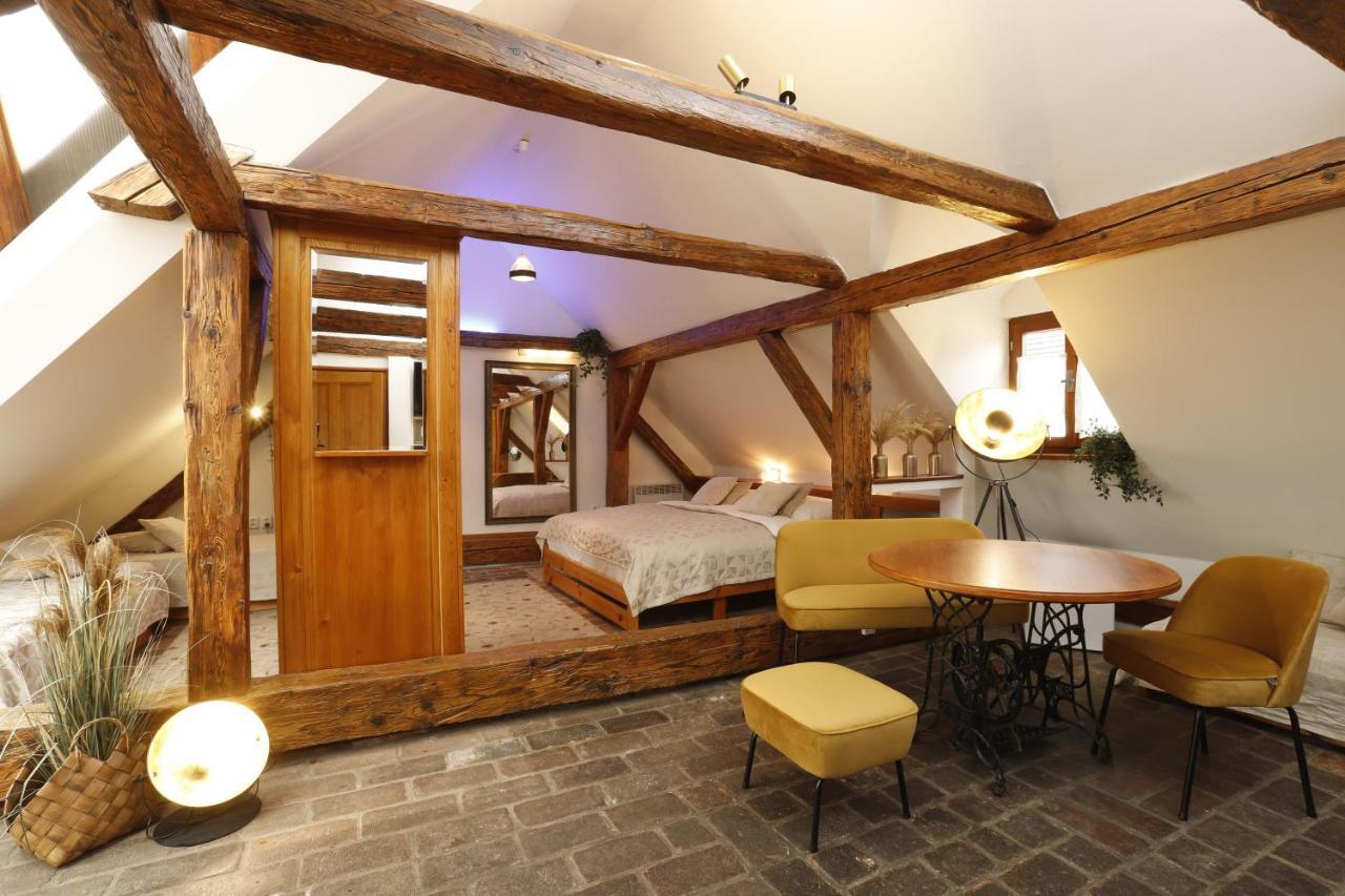 Český Krumlov Wellness Pension Ametyst מראה חיצוני תמונה