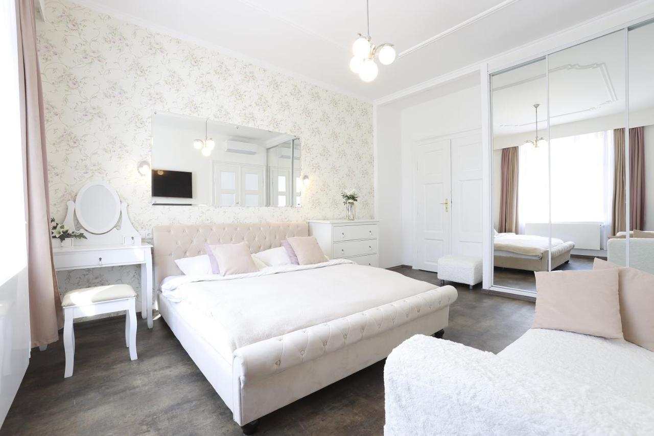 Český Krumlov Wellness Pension Ametyst מראה חיצוני תמונה