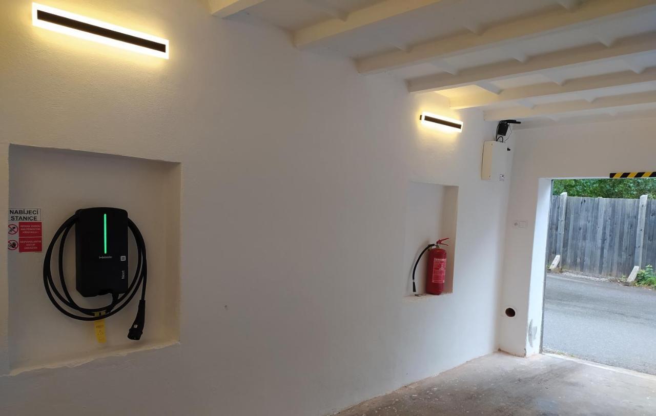 Český Krumlov Wellness Pension Ametyst מראה חיצוני תמונה