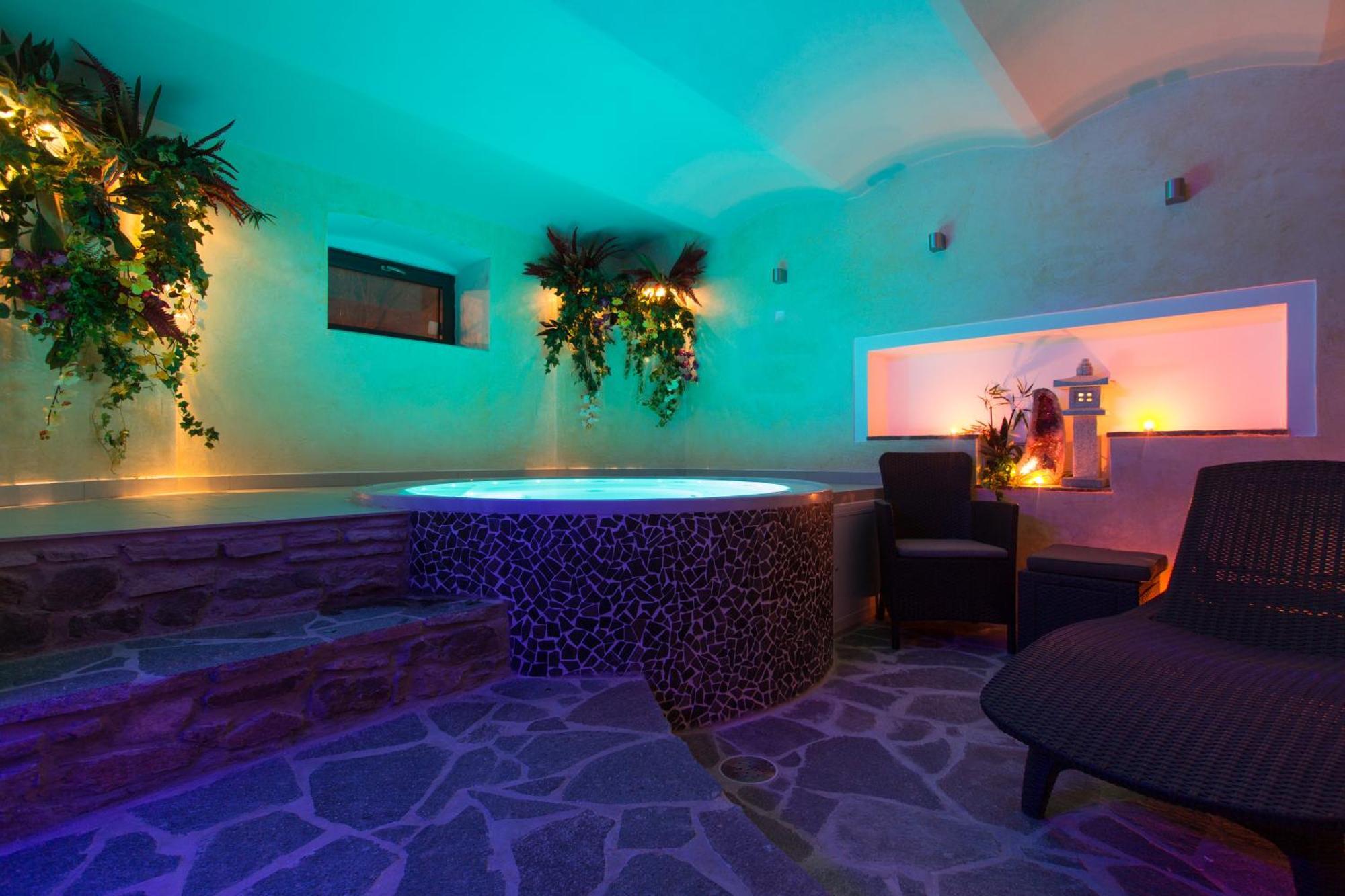 Český Krumlov Wellness Pension Ametyst מראה חיצוני תמונה