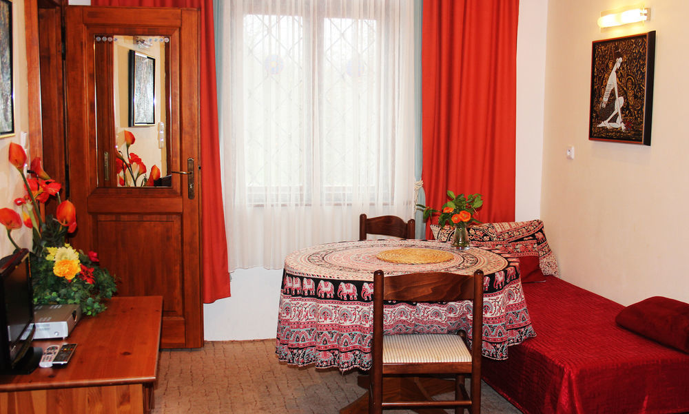 Český Krumlov Wellness Pension Ametyst מראה חיצוני תמונה